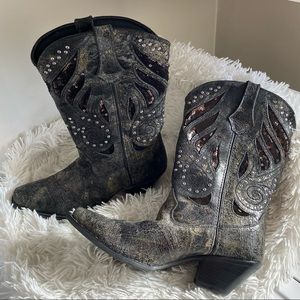Durango Western cowgirl boots sequined studded